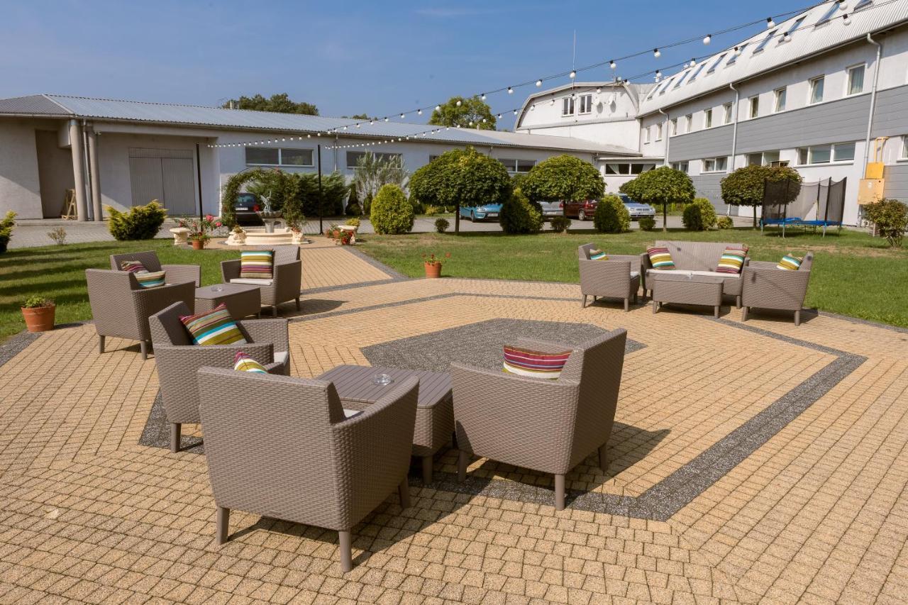 Hotel Sezam Machowa Esterno foto